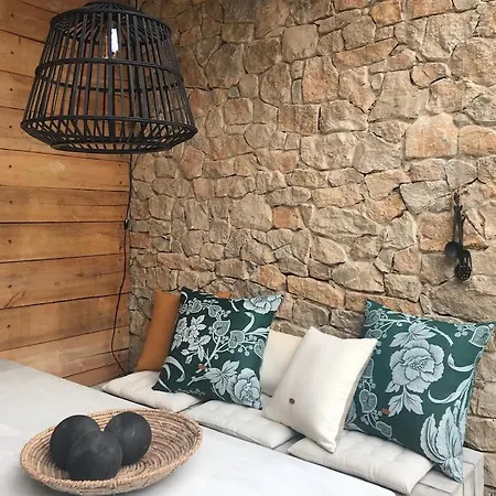 Mas Ferran Adults Only Bed & Breakfast Pals