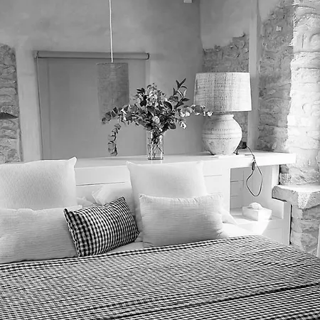 Mas Ferran Adults Only Bed & Breakfast Pals
