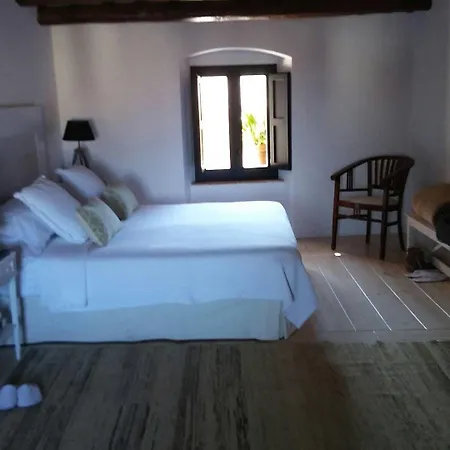 Mas Ferran Adults Only Couette-café Pals