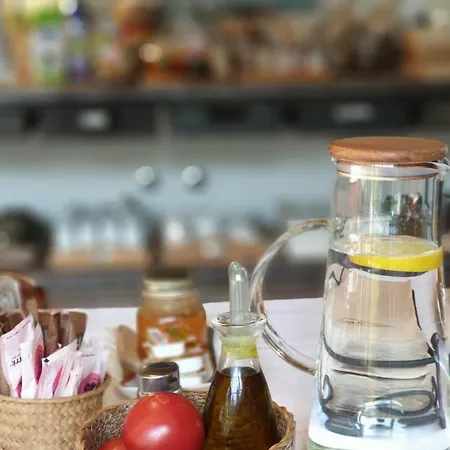 Mas Ferran Adults Only Couette-café 4*