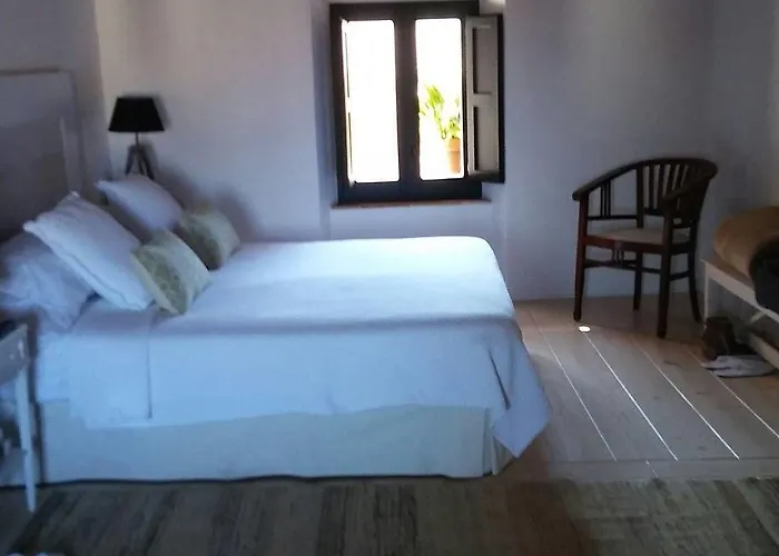 Mas Ferran Adults Only Bed & Breakfast Pals