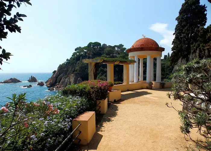 Mas Ferran Adults Only Bed & Breakfast